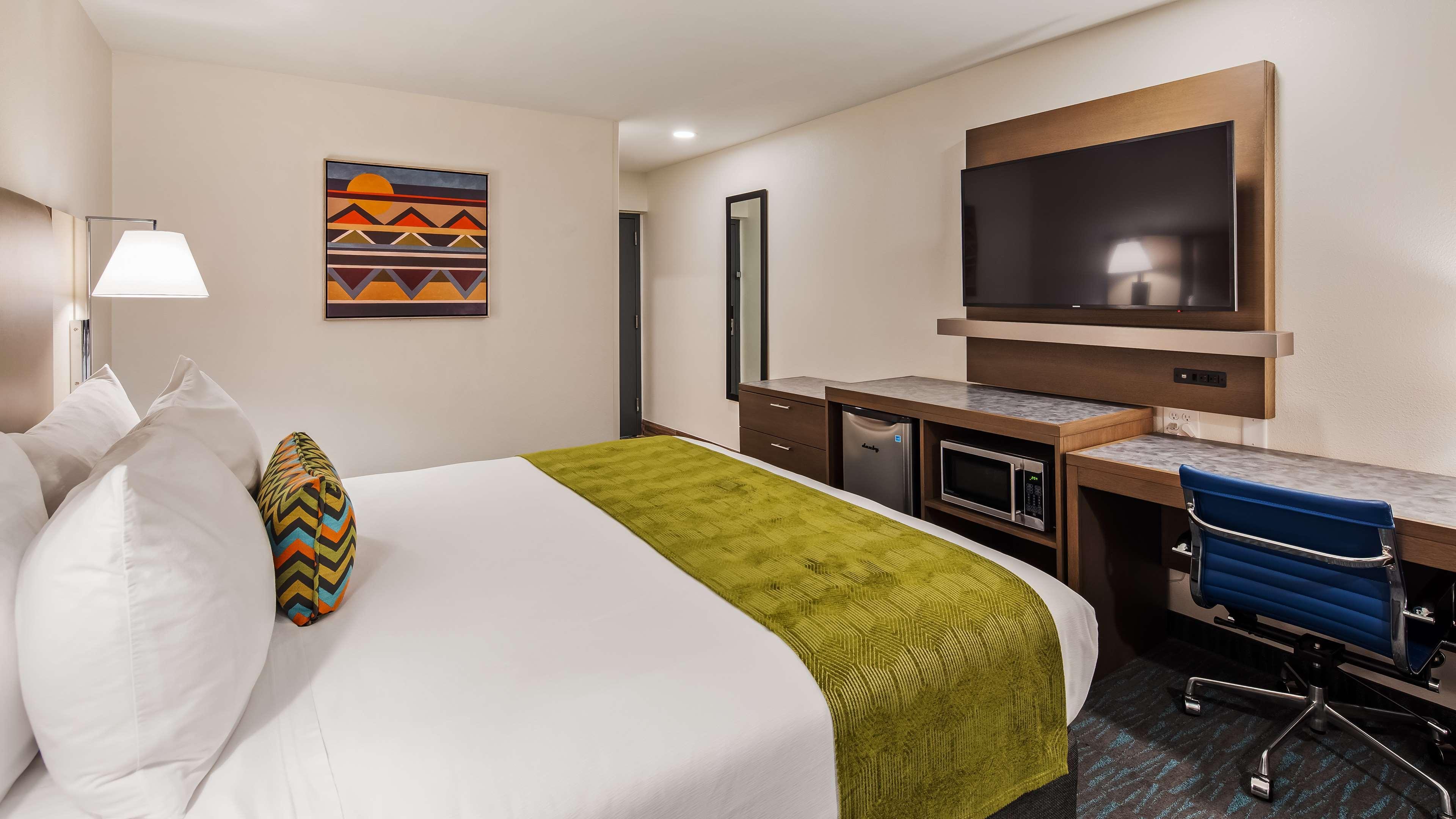 La Quinta Inn & Suites By Wyndham Tulsa Downtown - Route 66 Buitenkant foto