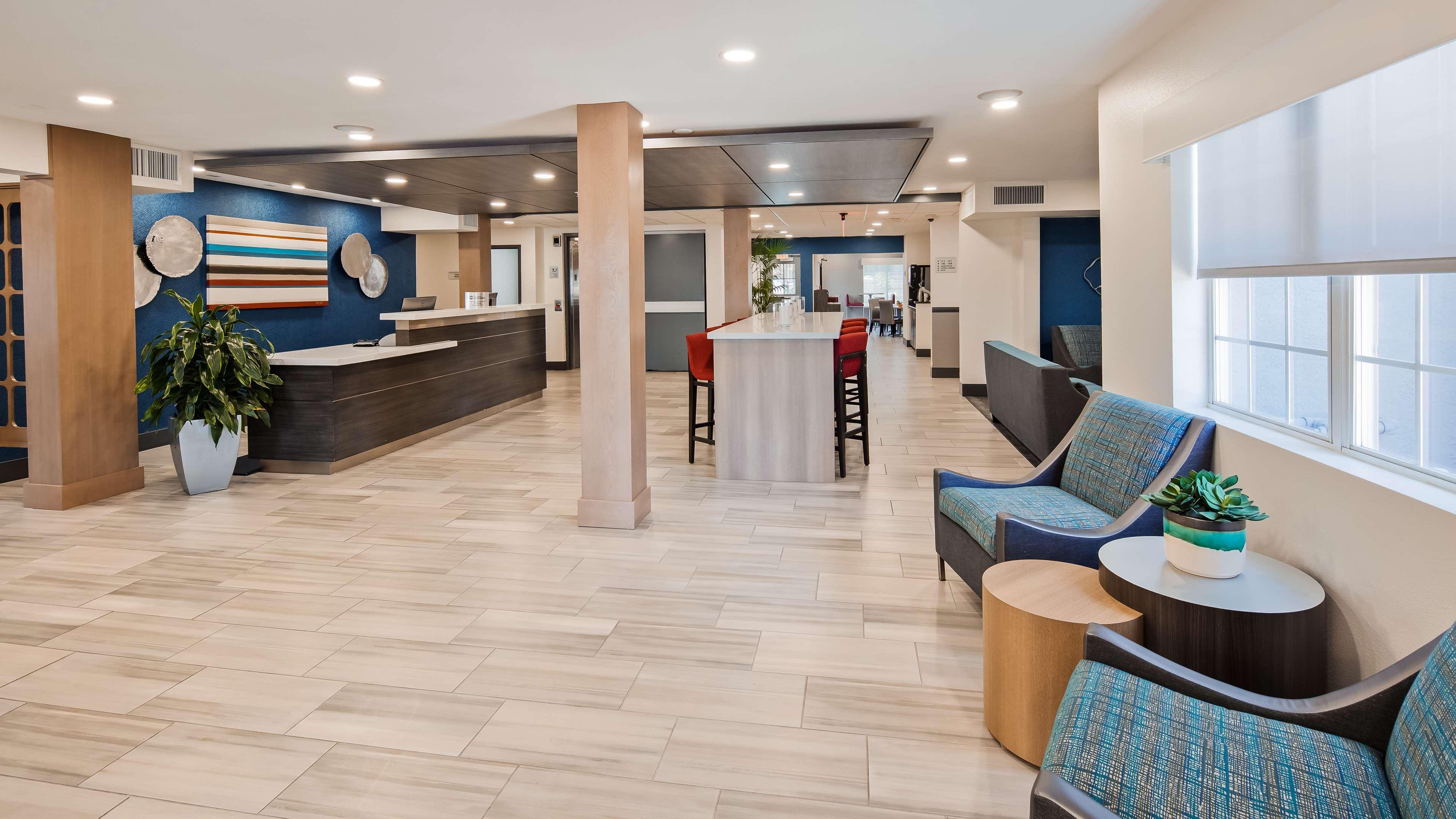 La Quinta Inn & Suites By Wyndham Tulsa Downtown - Route 66 Buitenkant foto