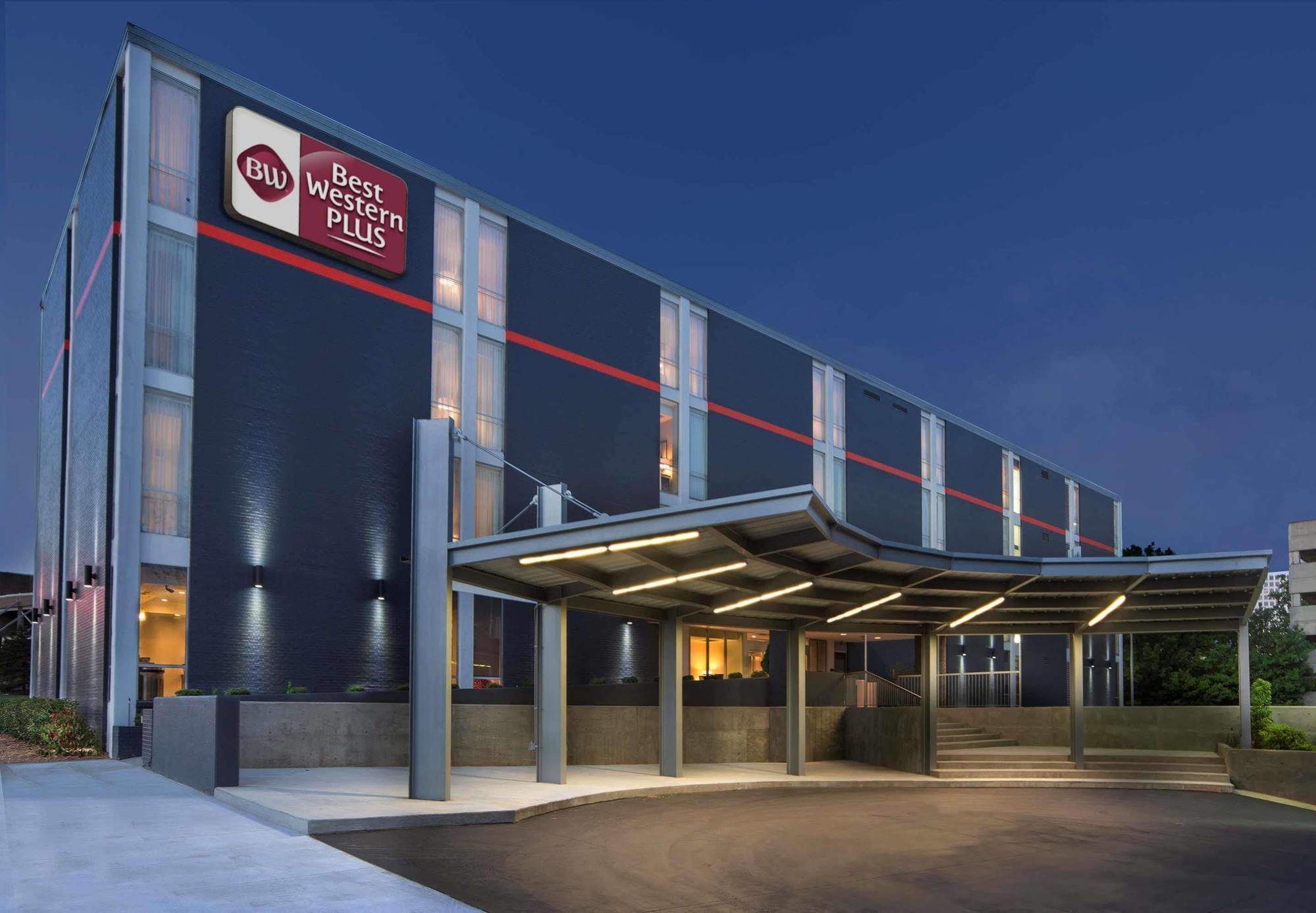 La Quinta Inn & Suites By Wyndham Tulsa Downtown - Route 66 Buitenkant foto